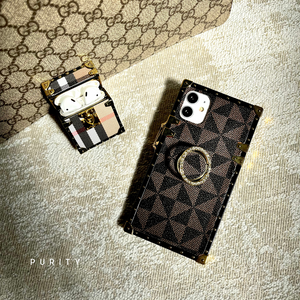 Samsung Case with Ring "Role Model" | Brown Checkered Phone Case | PURITY